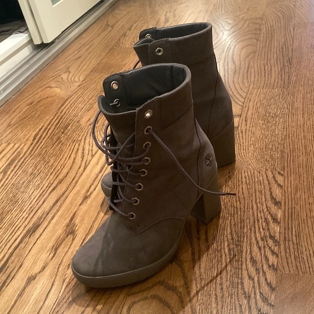 Timberland bootie size 6